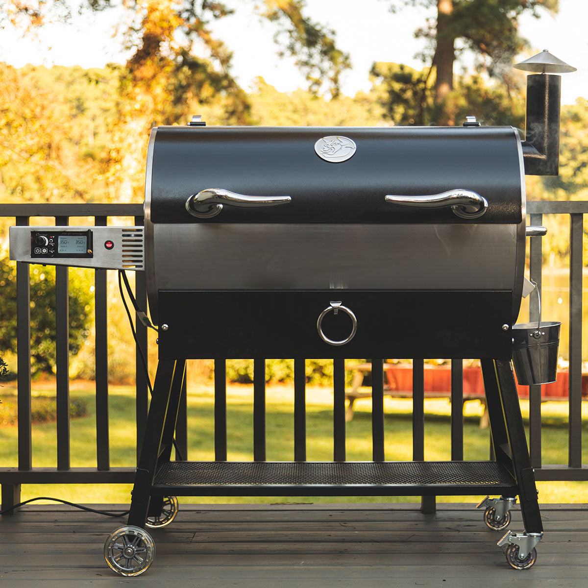 RT-700 Wood Pellet Grill