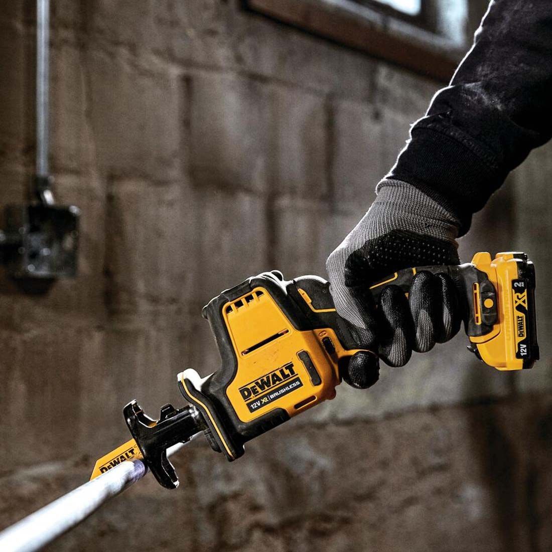 DeWalt DCS312D2-GB 10.8v / 12v XR Sub Compact Brushless Reciprocating Saw Inc 2x 2.0Ah Batts