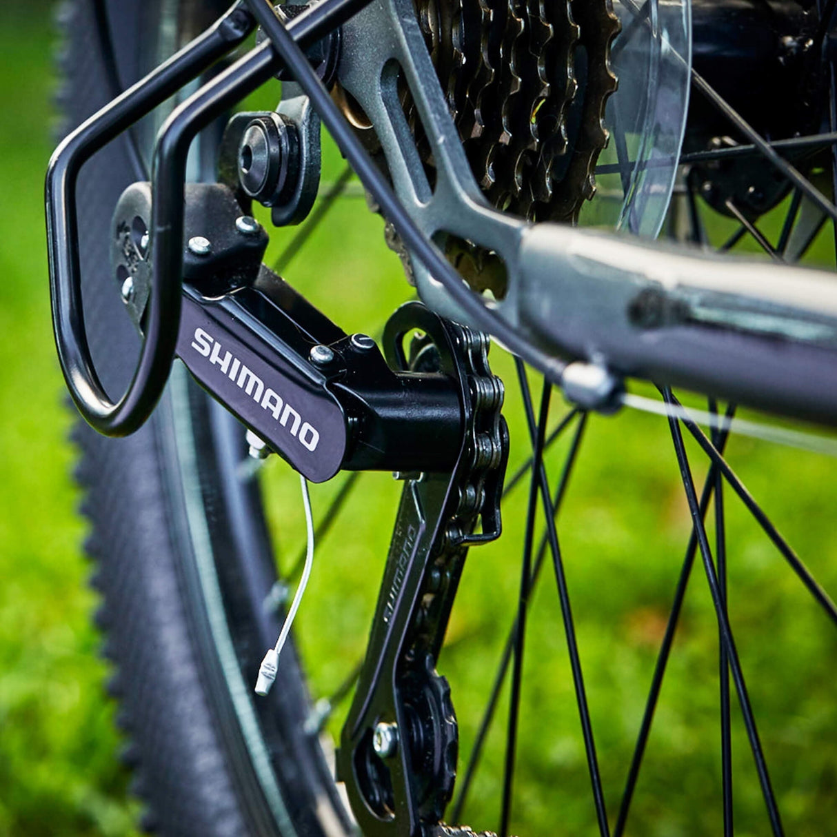 Huffy 24" Scout Boys' Hardtail 21-Speed Mountain Bike with Disc Brakes