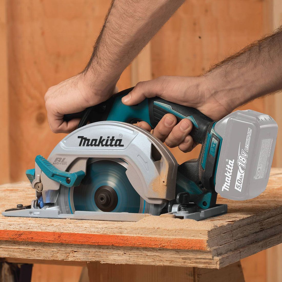 Makita DHS680Z 18v Brushless Circular Saw 165mm Body Only