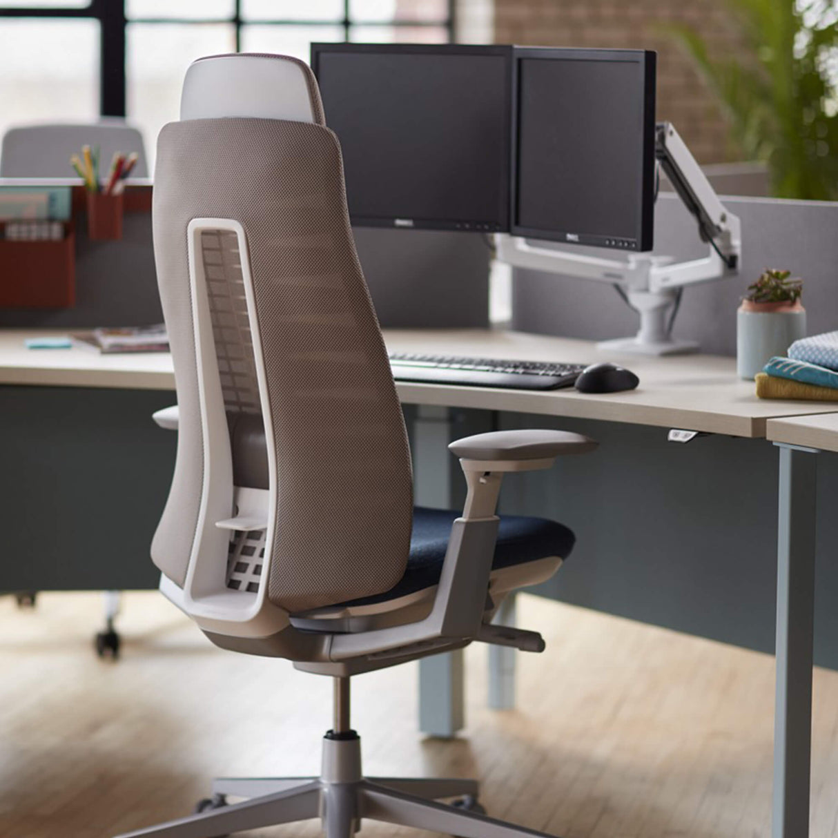 Fern Executive Chair