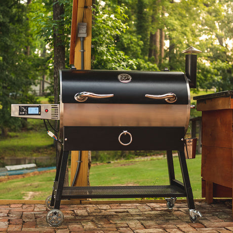 RT-700 Wood Pellet Grill