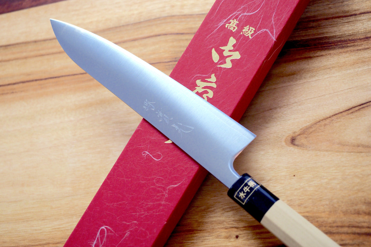 Sakai Jikko R2 Powdered High Speed Steel Wa-Gyuto Chef's knife (21cm/24cm)