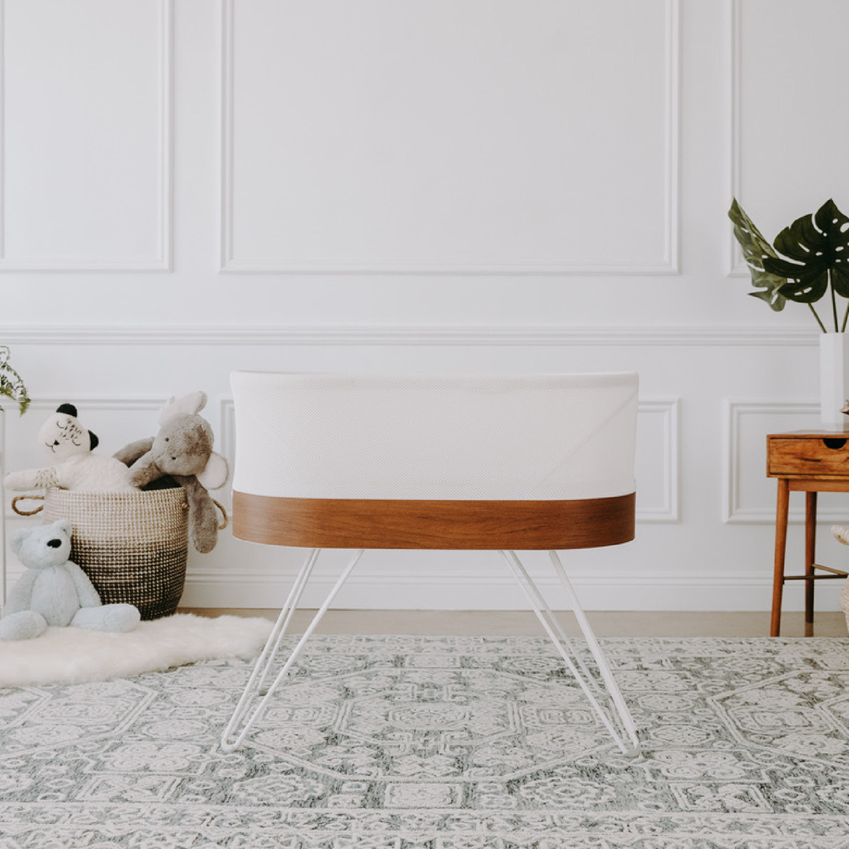 SNOO Smart Sleeper Bassinet