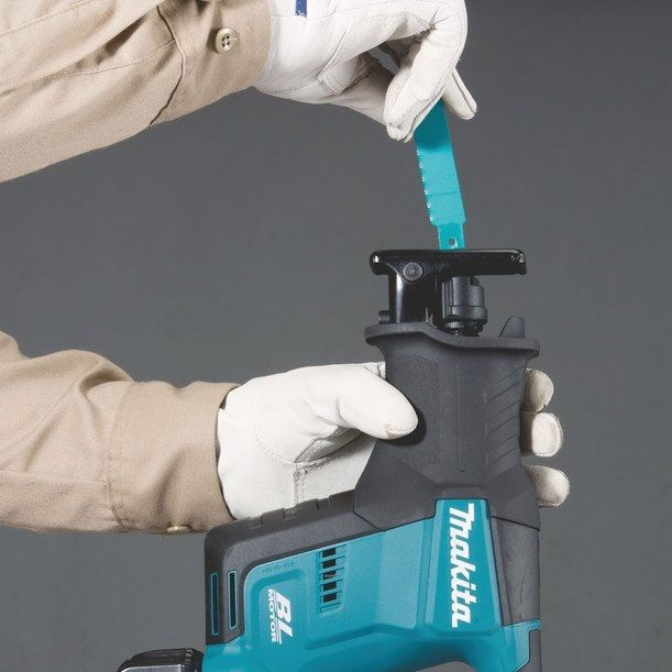 Makita DJR188Z 18v LXT Cordless Brushless Reciprocating Saw Body Only